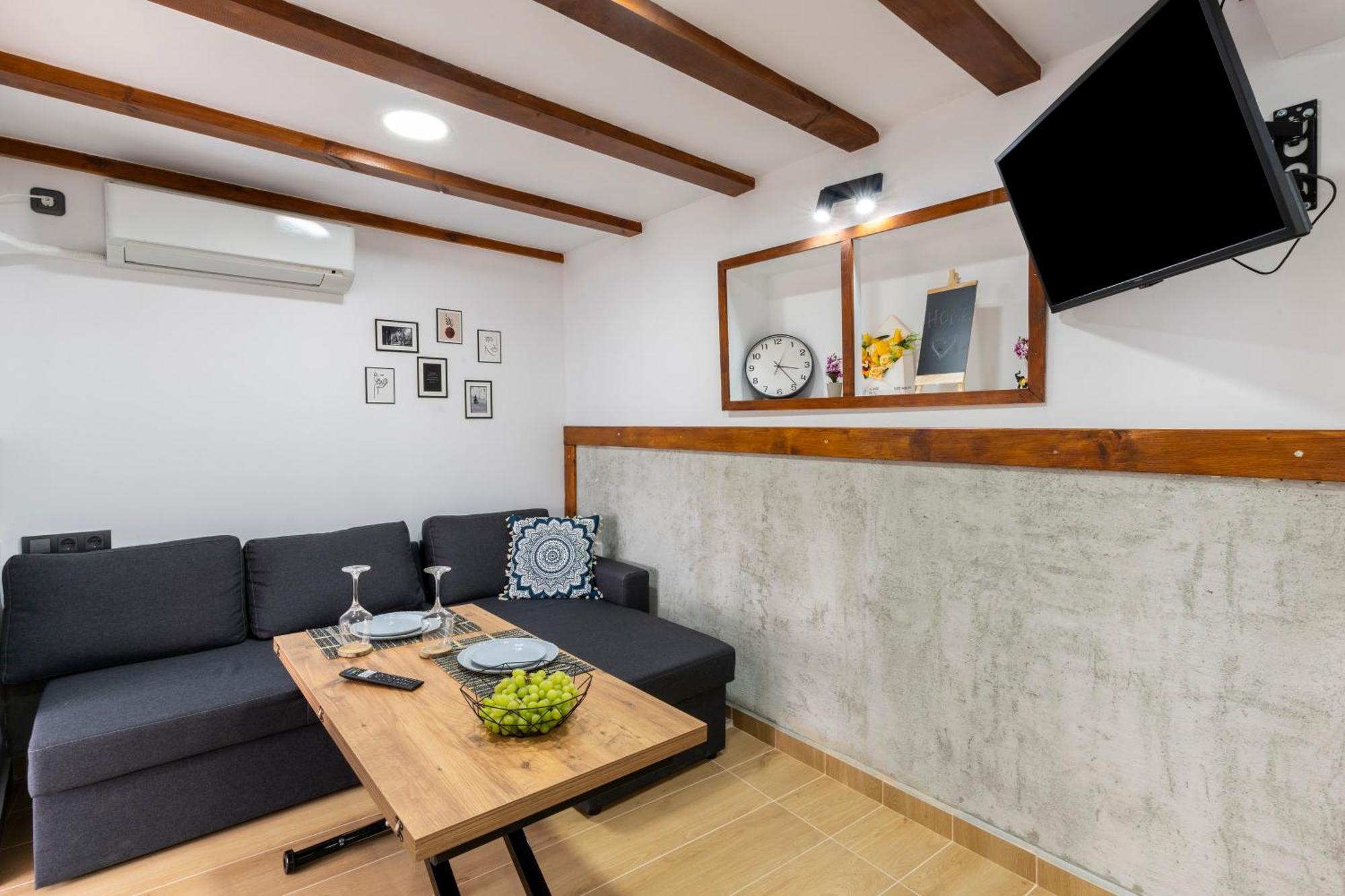 Bobevata Guest House - Floor 1 - Stunning View Old Town 벨리코 터르노보 외부 사진